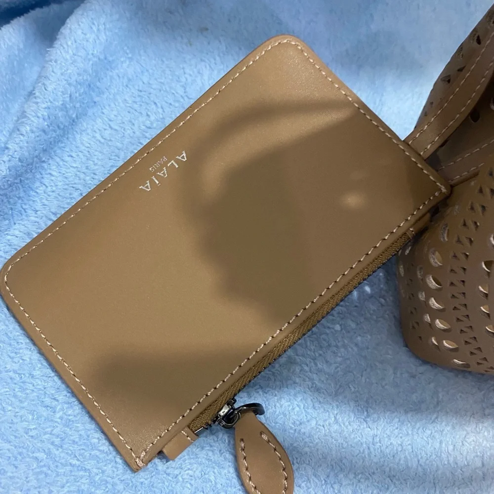 Alaïa Laser-Cut Scalloped Tote in Camel